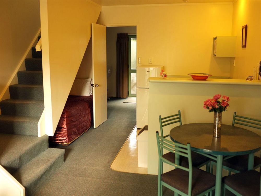 Birchwood Spa Motel Роторуа Экстерьер фото
