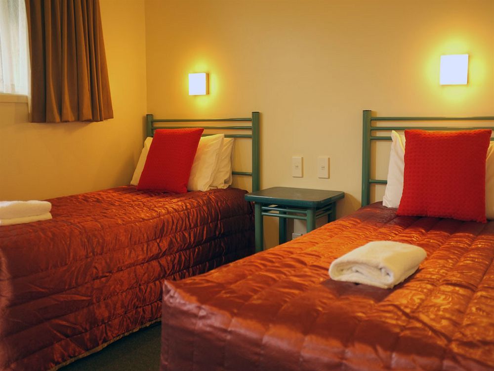 Birchwood Spa Motel Роторуа Экстерьер фото