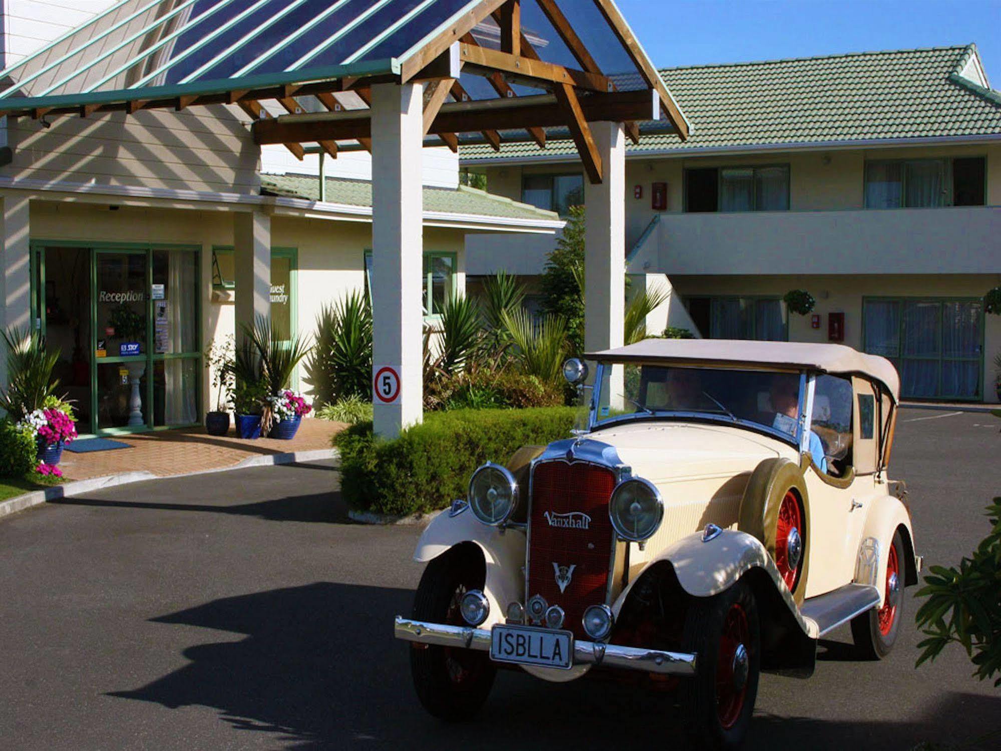 Birchwood Spa Motel Роторуа Экстерьер фото