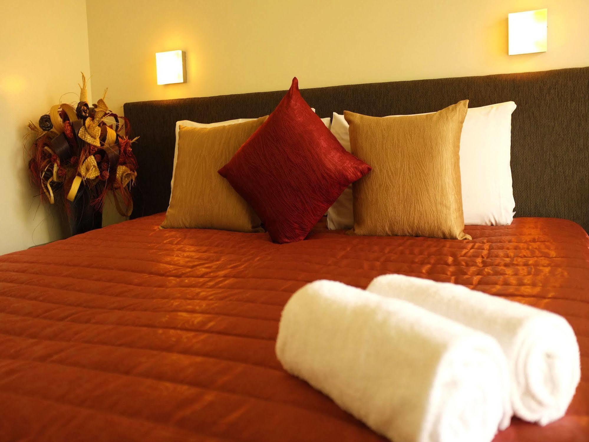 Birchwood Spa Motel Роторуа Экстерьер фото